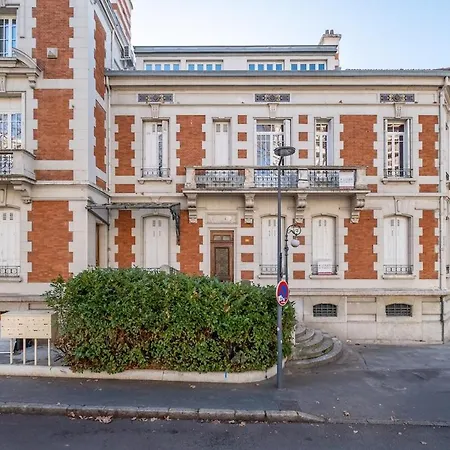 T3 Spacieux Avec Terrasse Et Parking Privatif Appartement *